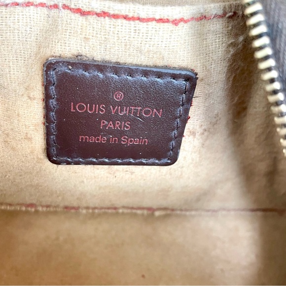 Louis Vuitton Authentic Damier Cosmetic Pouch / Crossbody Bag - Picture 7 of 12